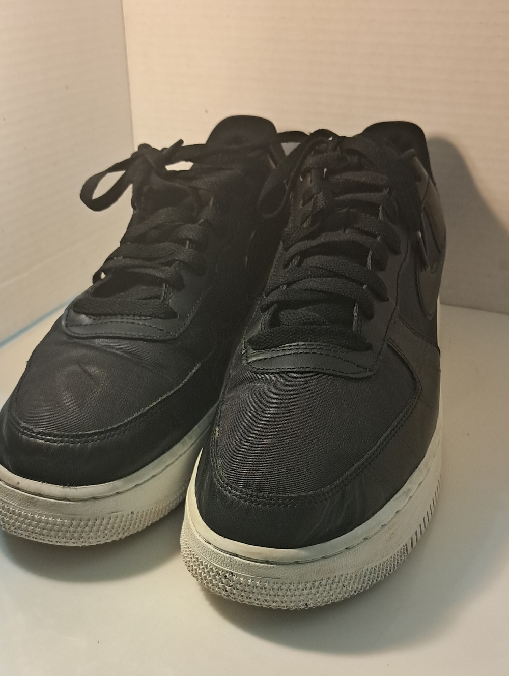 Nike Men’s Black Low-Top Nylon Casual Sneakers with  White Sole